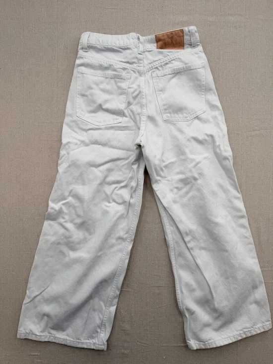 Zara White Ankle-Length Wide Crop Jeans - Picture 6 of 6